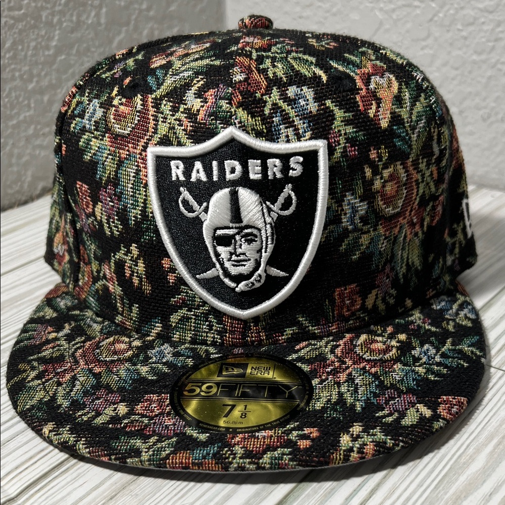 New Era Las Vegas‎ Raiders Floral Tapestry 59FIFTY NFL baseball hat cap 7 1/8